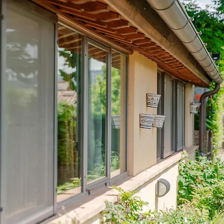 La Serra-stunning Retreat In The Heart Of Ferienhaus