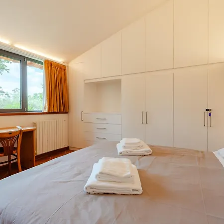 La Serra-stunning Retreat In The Heart Of 度假居 *
