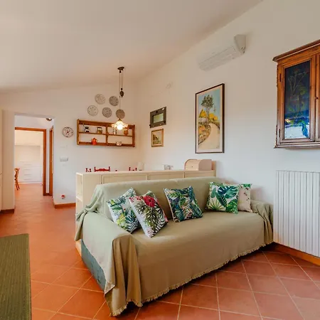 La Serra-stunning Retreat In The Heart Of Ferienhaus *
