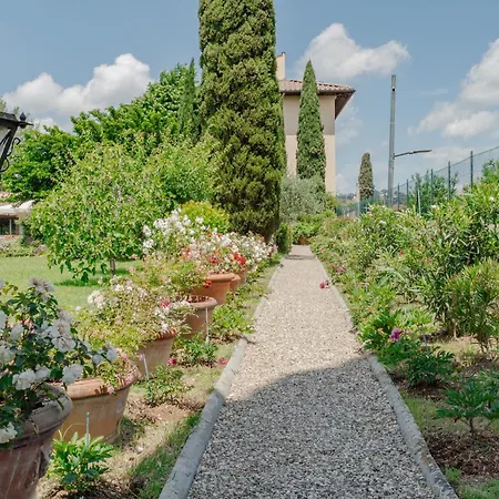 La Serra-stunning Retreat In The Heart Of Ferienhaus *